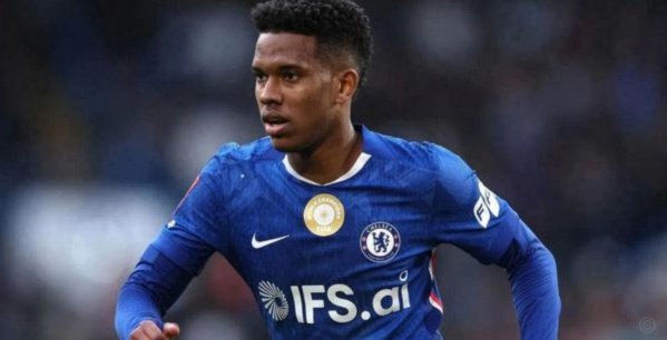 太阳报：埃斯特旺遭四级腿筋拉伤，但没放弃参加世界杯希望