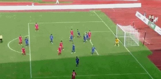镇江0-1盐城：康振捷远射破门张津神扑救稳固优势