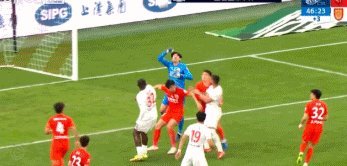 半场：海港0-0深圳，李新翔失良机，韦斯利远射造险