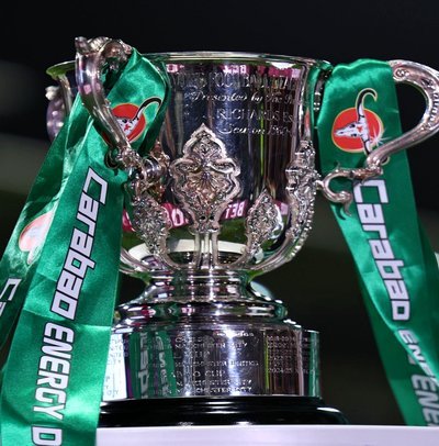 汉密尔顿社媒祝贺阿森纳英超夺冠：COYG