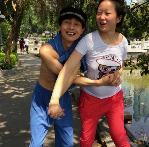 李昊炎的成长之路：谁培养了他？